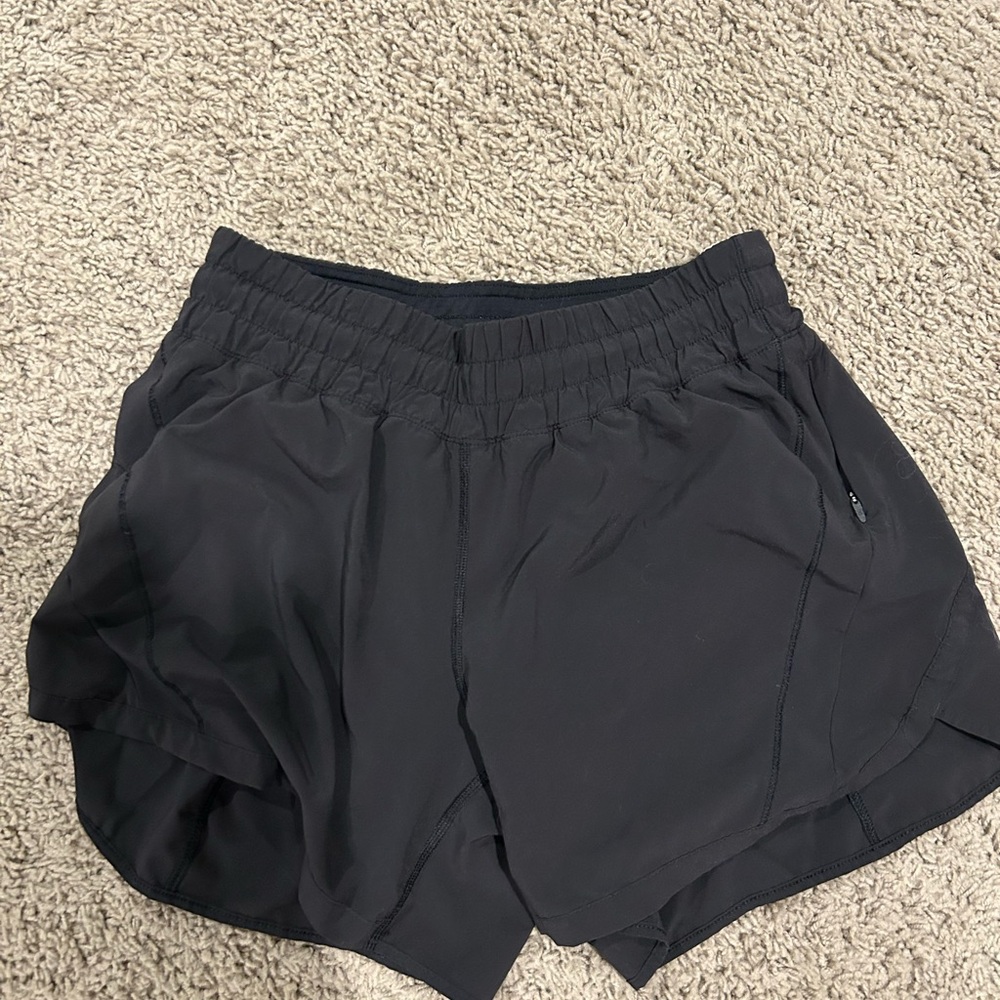 Lululemon sz 8 ladies Black Athletic Shorts